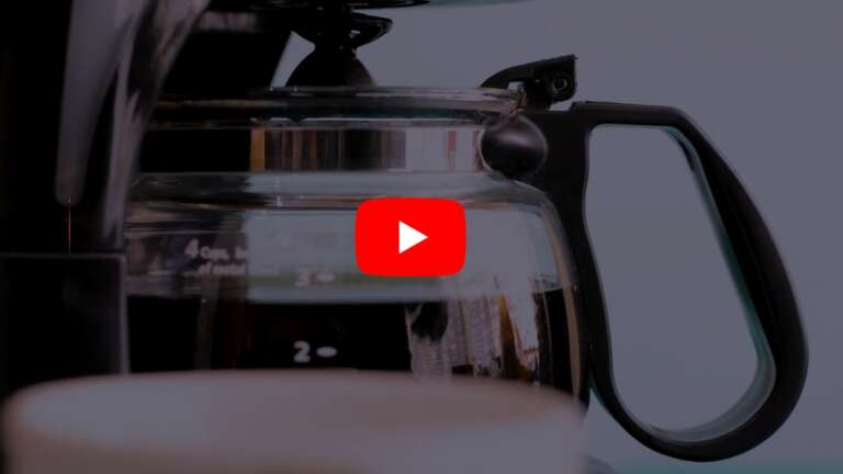 3 minute coffee break pot with play button